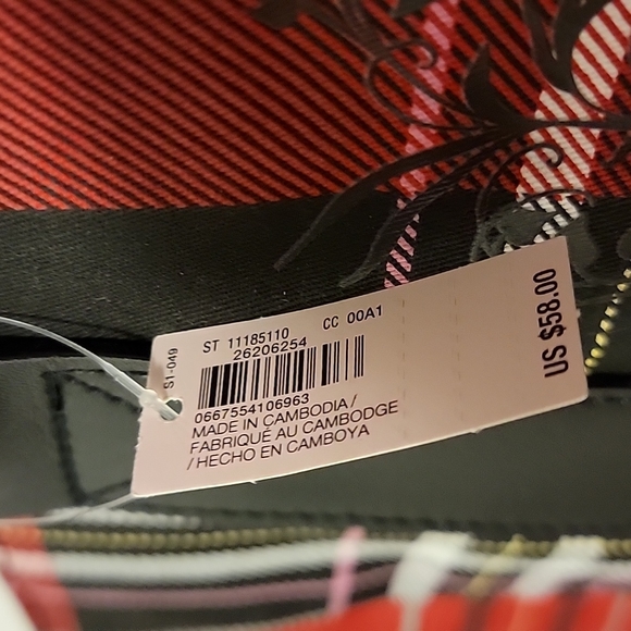 NEW Victoria's Secret Limited Edition 2020 Red Plaid Holiday Tote Bag - Picture 12 of 12